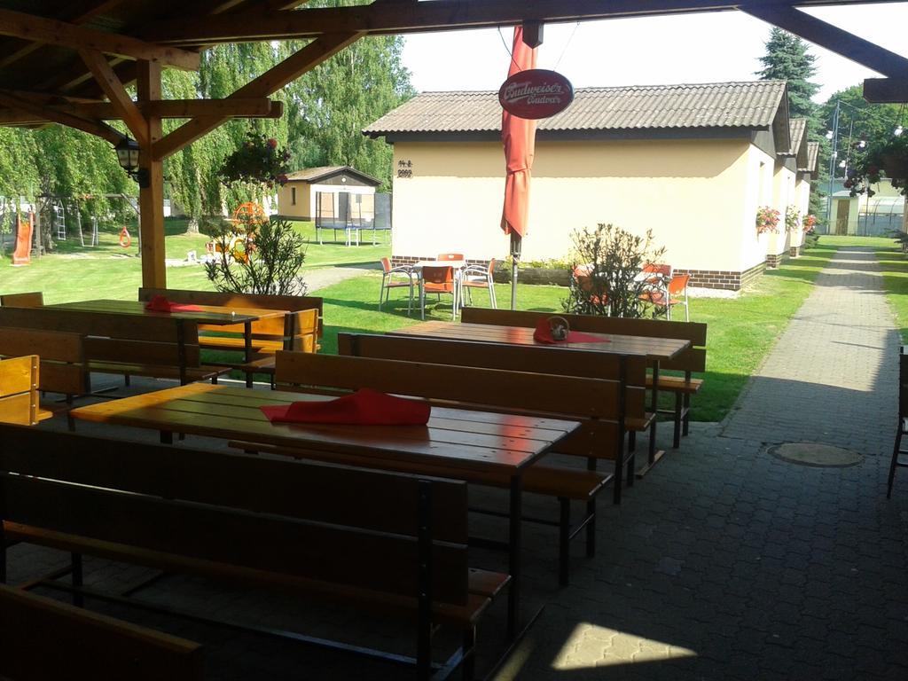 Sportcentrum Dvorak Hluboká nad Vltavou Extérieur photo