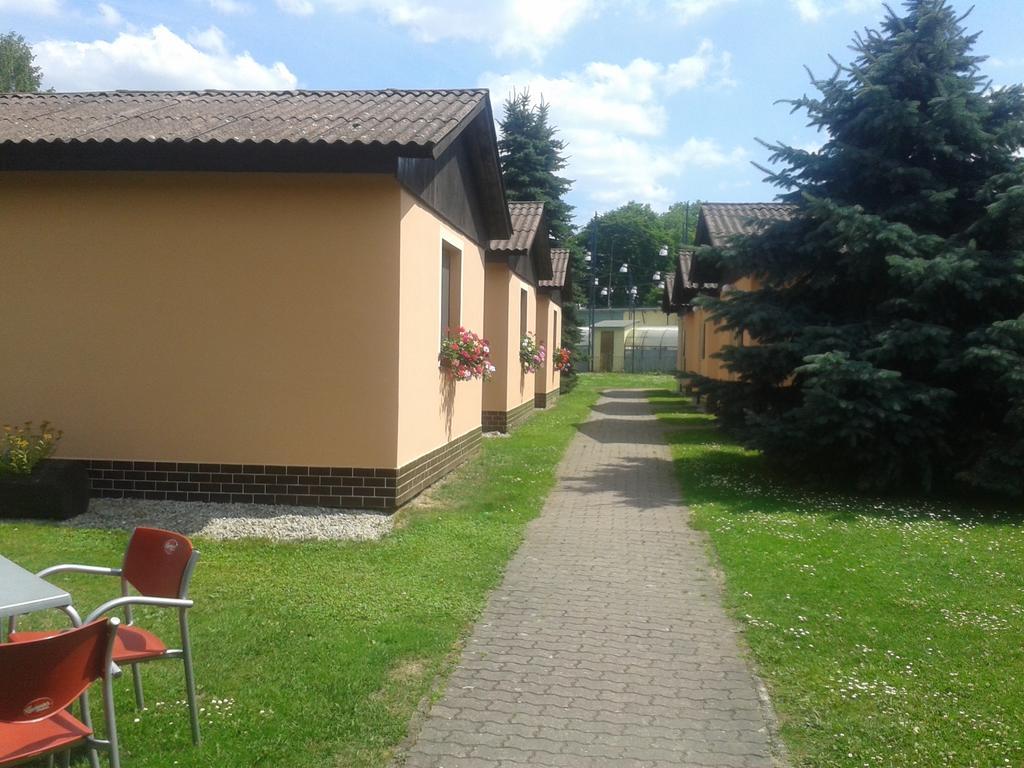 Sportcentrum Dvorak Hluboká nad Vltavou Extérieur photo